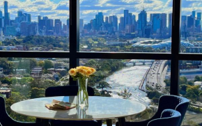 6 STAR PANORAMIC LUXURY South Yarra